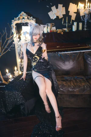 《一周年礼服》｜周叽是可爱兔兔 · 24张写真