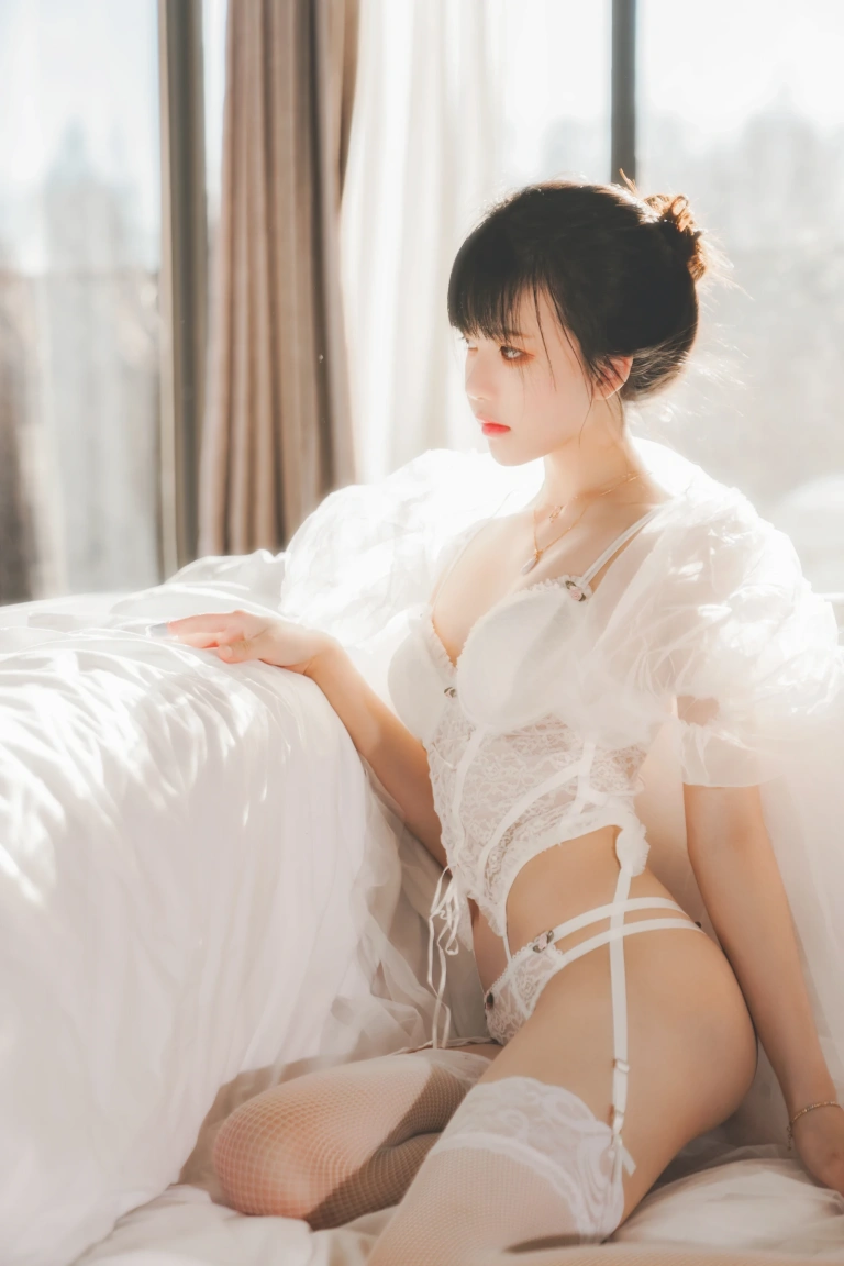 《白纱糖02》｜桜桃喵 · 35张写真