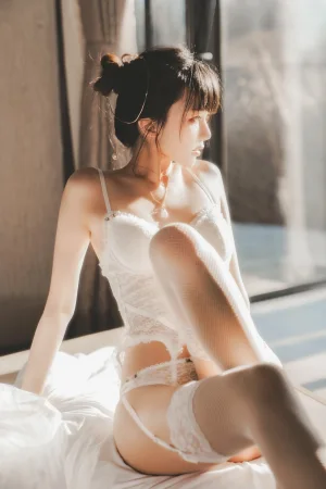 《白纱糖02》｜桜桃喵 · 35张写真