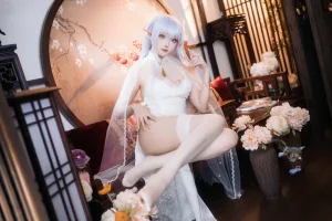 《阿尔比恩旗袍》｜瓜希酱 · 20张写真