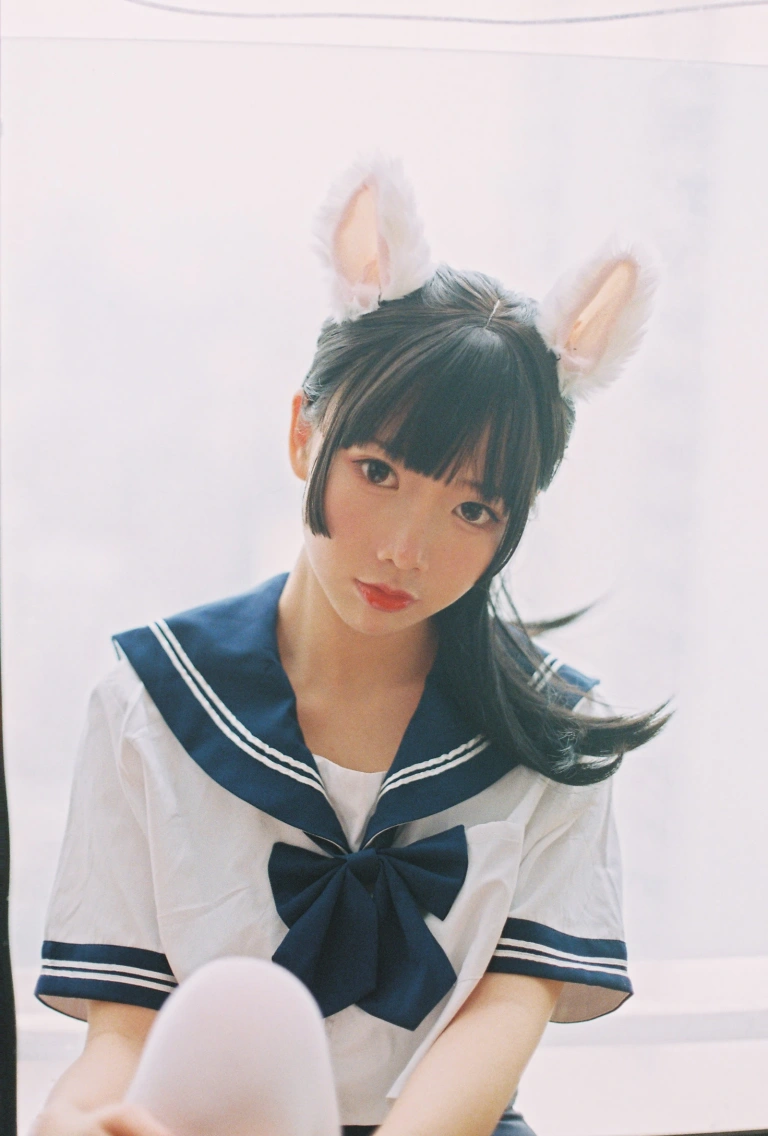 《水手服 死库水》｜面饼仙儿 · 35张写真
