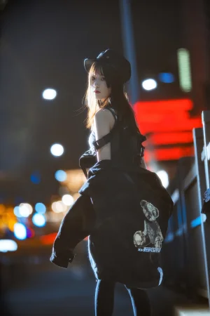 《VV》｜桜桃喵 · 39张写真