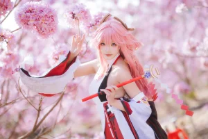 《原神 八重神子》｜瓜希酱 · 20张写真