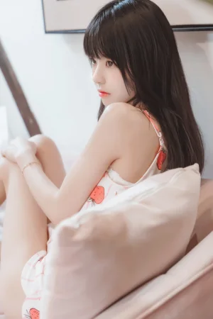 《甜甜×4》｜桜桃喵 · 53张写真