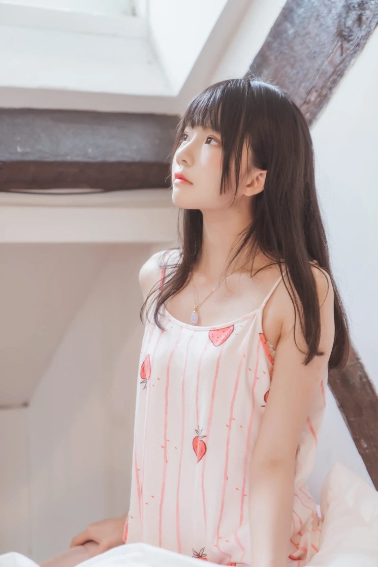 《甜甜×4》｜桜桃喵 · 53张写真