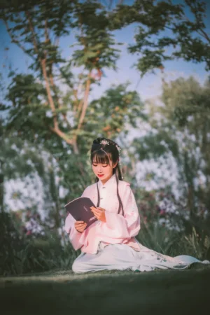 《明治汉服》｜面饼仙儿 · 22张写真