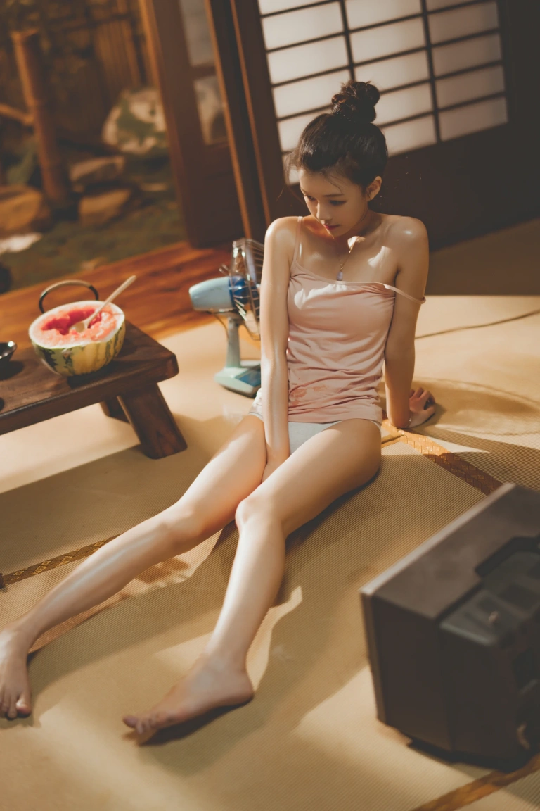 《炙夏01》｜桜桃喵 · 47张写真