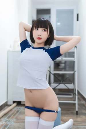 《体操服》｜面饼仙儿 · 24张写真