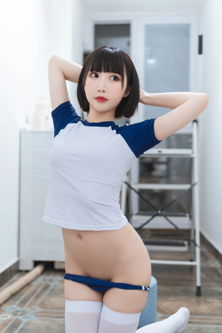 《体操服》｜面饼仙儿 · 24张写真