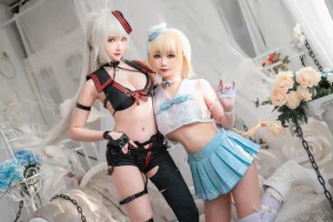 《FATE 黑白贞德》｜瓜希酱&Momoko葵葵 · 60张写真