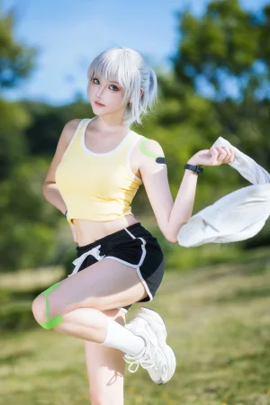 《灵笼 白月魁运动服》｜瓜希酱 · 15张写真