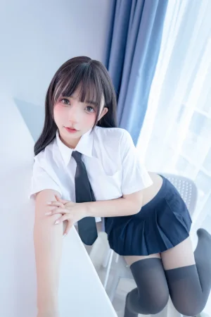 《2021.12月微博订阅》｜神楽坂真冬 · 60张写真