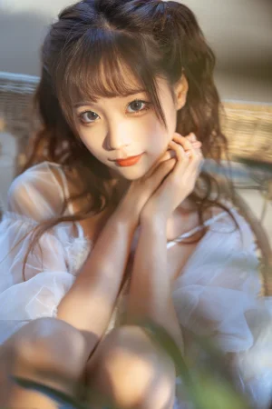 《轻纱》｜蠢沫沫 · 31张写真