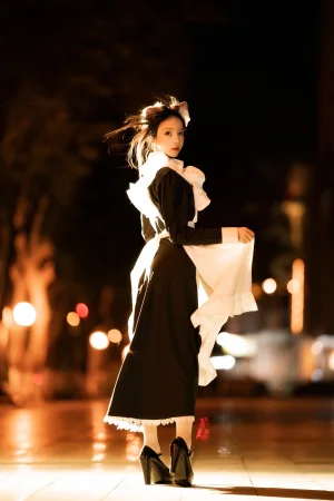 《长裙妹抖（夜）》｜桜桃喵 · 19张写真
