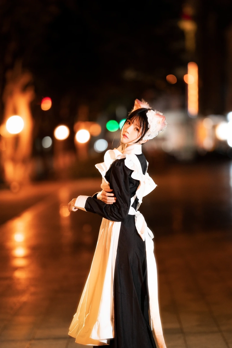 《长裙妹抖（夜）》｜桜桃喵 · 19张写真