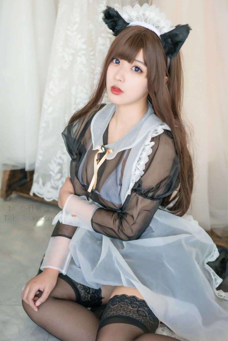 《NO.10 – 透明女仆》｜轩萧学姐 · 28张写真
