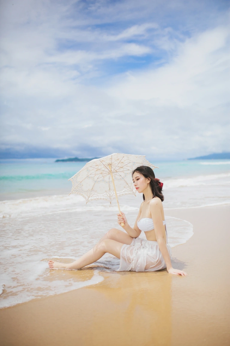 《听海》｜念雪 · 36张写真