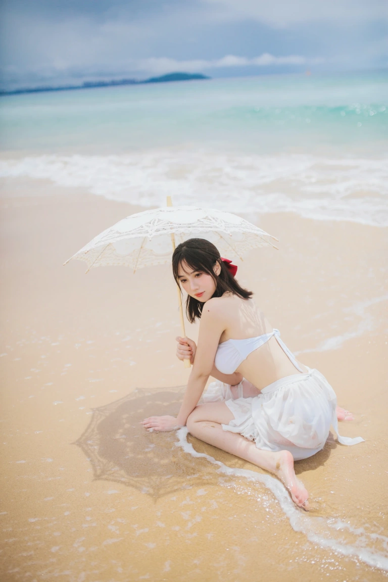 《听海》｜念雪 · 36张写真
