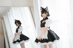 《开胸女仆》｜面饼仙儿 · 17张写真