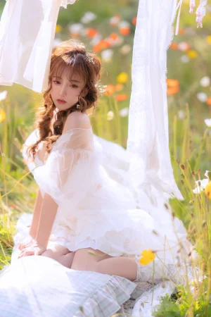 《夏日限定 晒衣服》｜过期米线线喵 · 41张写真