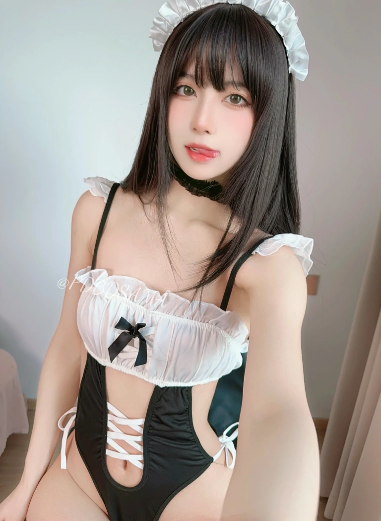 《女仆泳装》｜布丁大法 · 18张写真、1 个视频