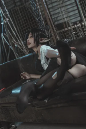 《黑兽 女王》｜蠢沫沫 · 127张写真