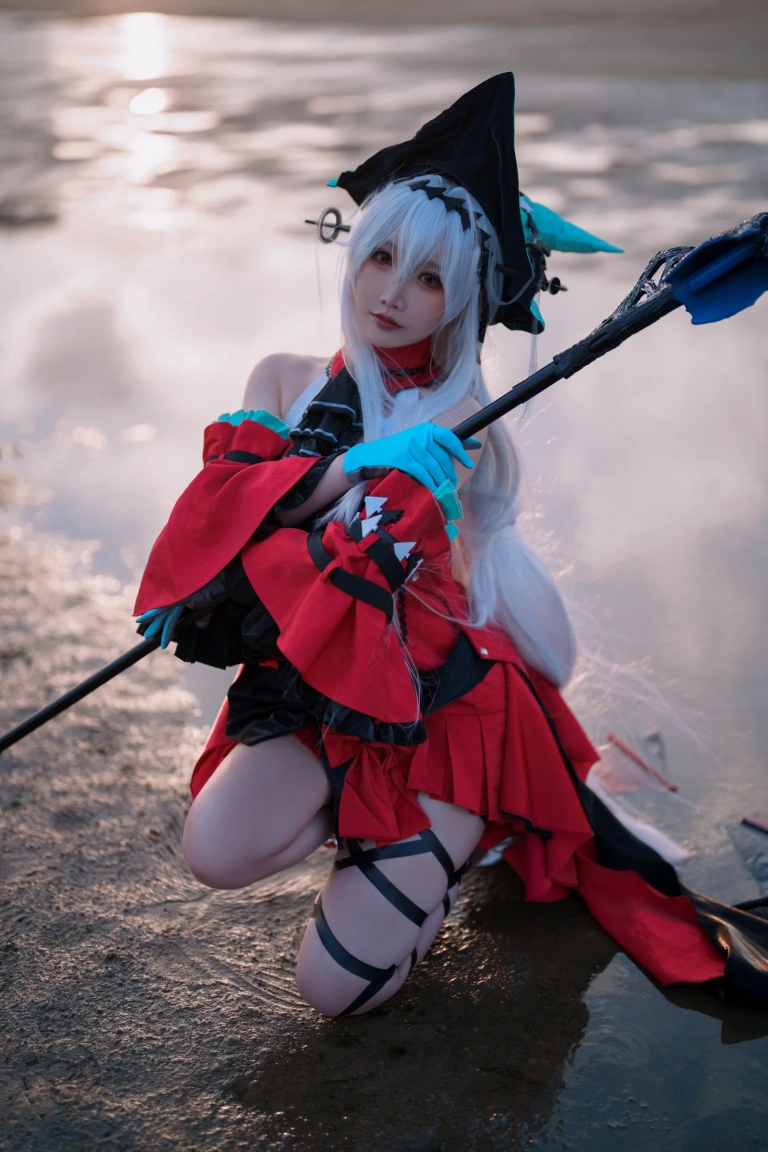 《浊心斯卡蒂》｜面饼仙儿 · 15张写真