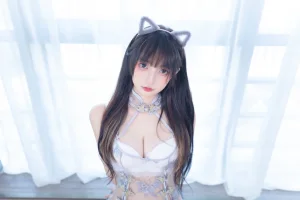《第四季 序号24：《羞涩喵喵》》｜神楽坂真冬 · 75张写真