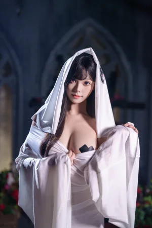 《幽灵娘》｜蜜汁猫裘 · 66张写真、2 个视频