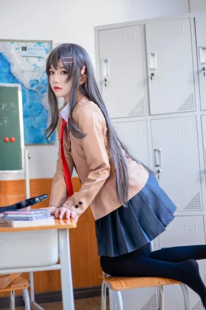 《麻衣制服》｜桜桃喵 · 52张写真