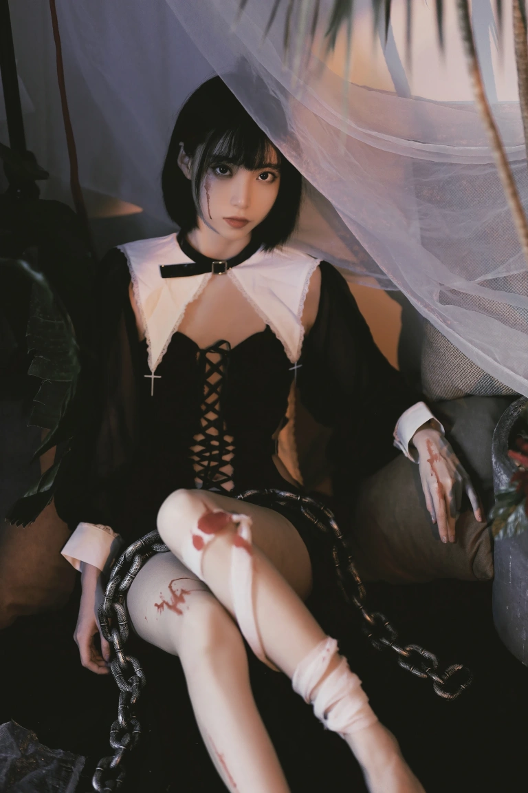 《修女创作》｜许岚 · 37张写真