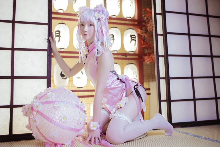 《《花鸟风月》 花与旗袍 粉》｜星之迟迟 · 20张写真