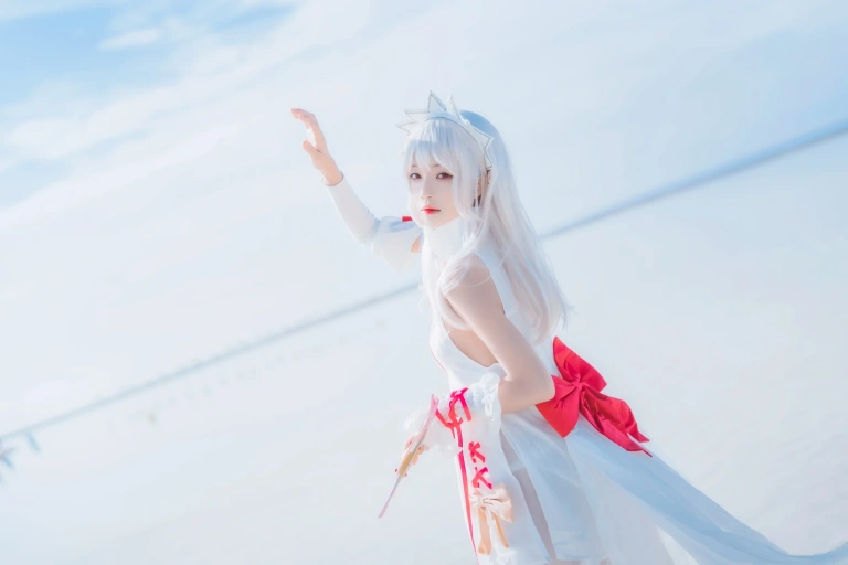《伊莉雅》｜桜桃喵 · 27张写真