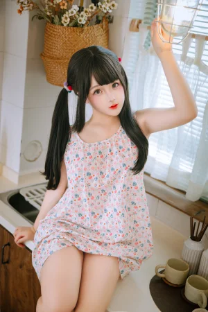 《厨房》｜日奈娇(椎名莜) · 154张写真、3 个视频