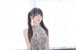 《第四季 序号31：《蟒纹旗袍》》｜神楽坂真冬 · 75张写真
