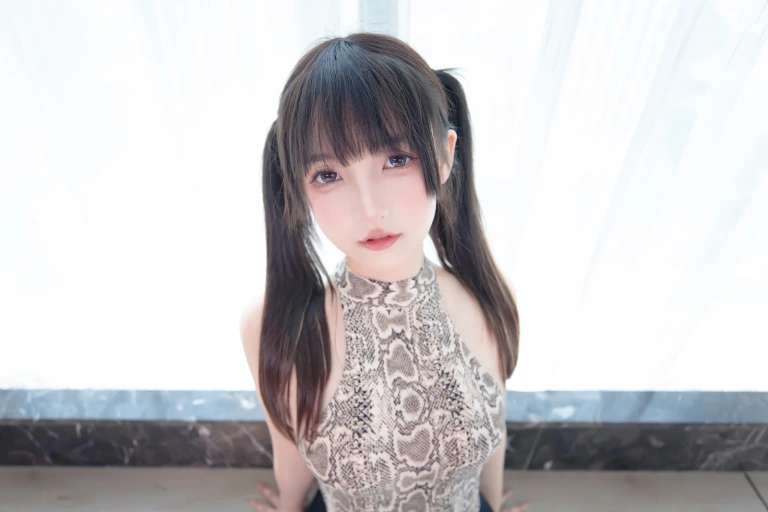 《第四季 序号31：《蟒纹旗袍》》｜神楽坂真冬 · 75张写真