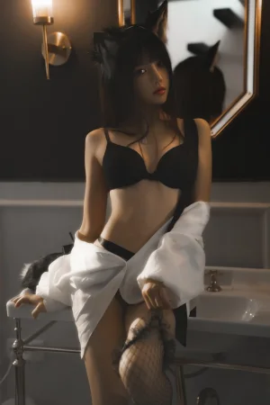 《狼来了02》｜桜桃喵 · 43张写真