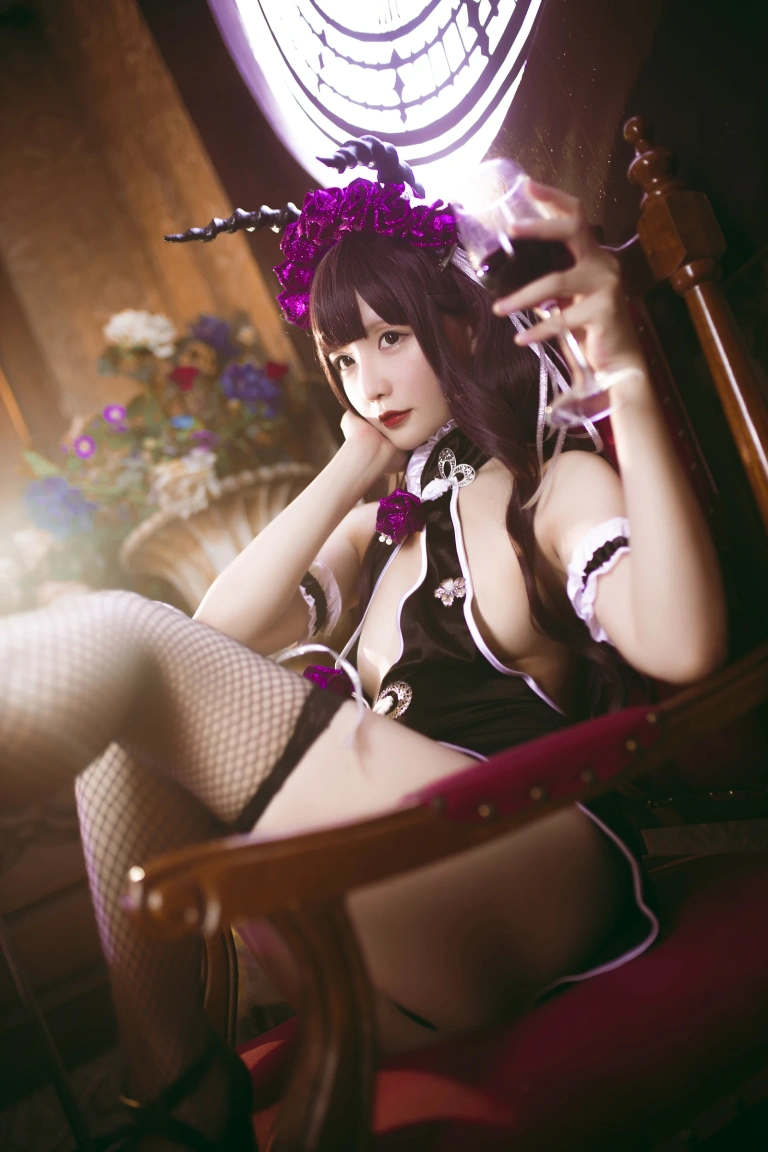 《《花鸟风月》 花与旗袍 紫》｜星之迟迟 · 20张写真