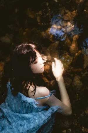 《沉溺》｜桜桃喵 · 19张写真