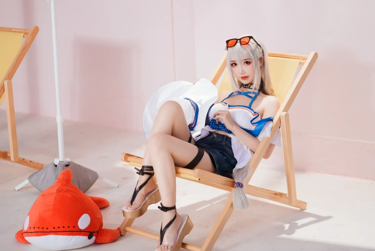 《斯卡蒂泳装》｜面饼仙儿 · 18张写真