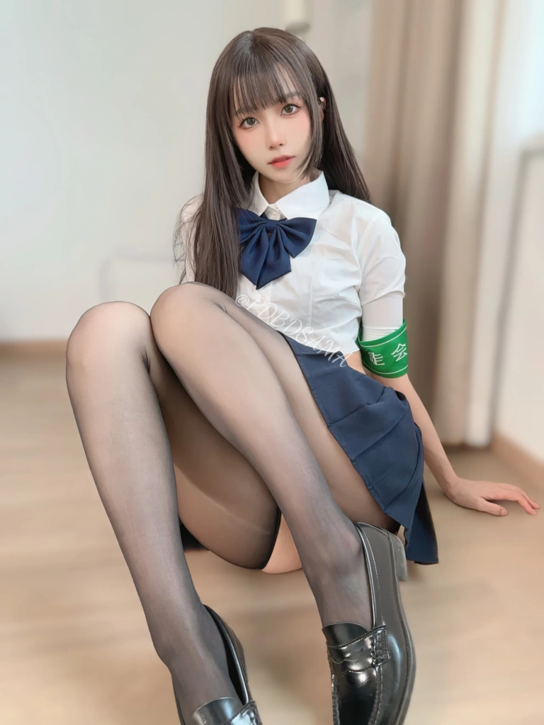 《变态学生会长》｜布丁大法 · 104张写真、9 个视频