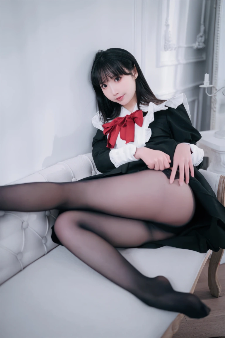《红高跟女仆》｜面饼仙儿 · 30张写真