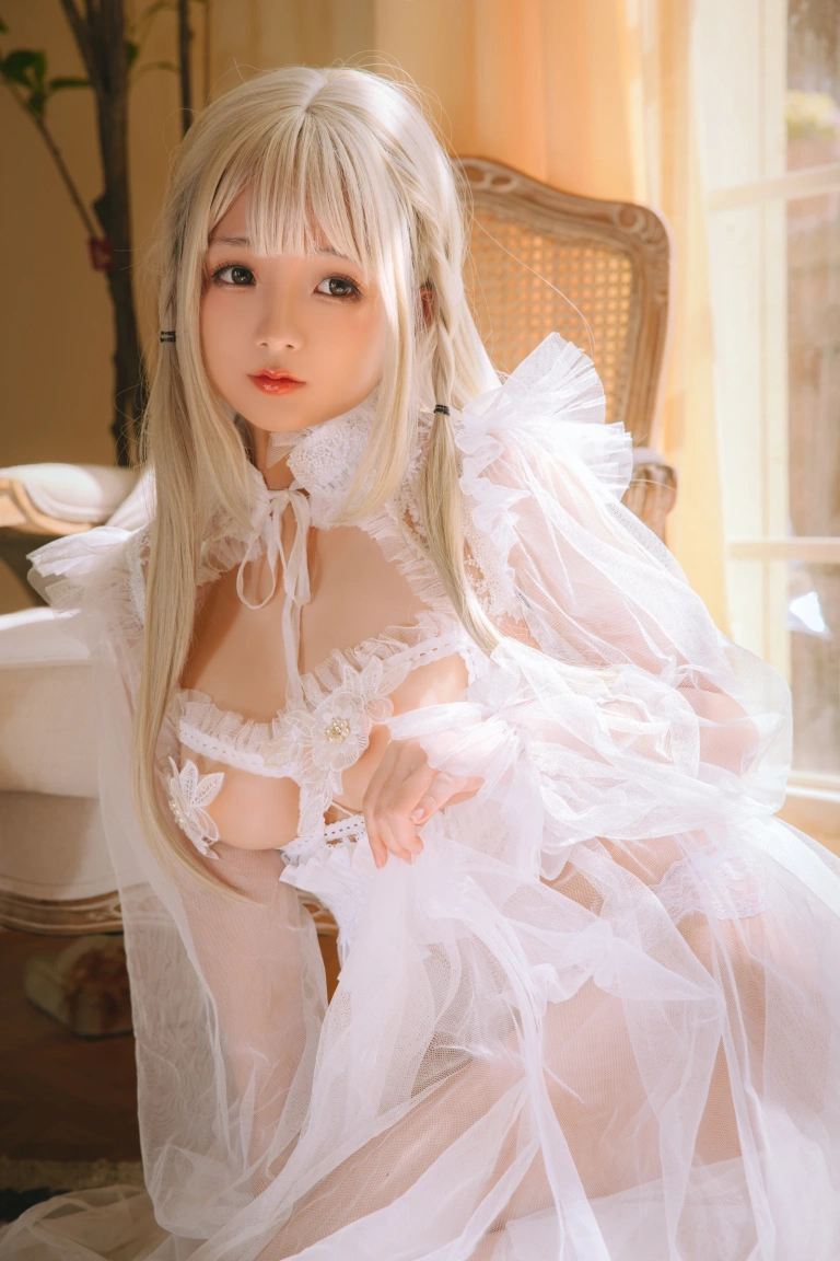 《白纱衣》｜日奈娇(椎名莜) · 136张写真、4 个视频