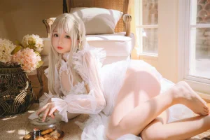 《白纱衣》｜日奈娇(椎名莜) · 136张写真、4 个视频