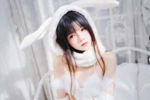 《小白兔》｜桜桃喵 · 97张写真