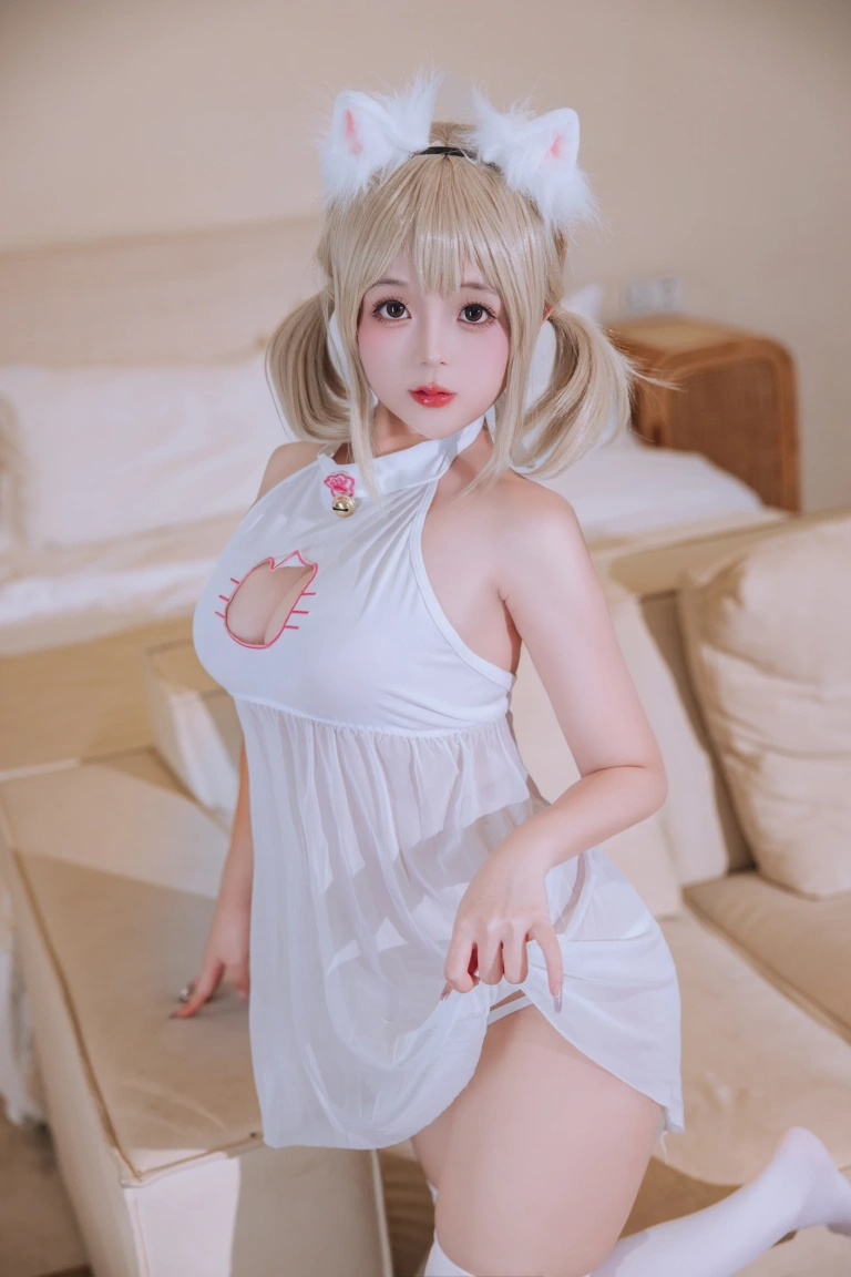 《波斯猫》｜日奈娇(椎名莜) · 120张写真