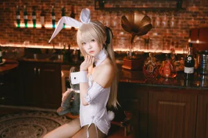 《穹妹》｜桜桃喵 · 67张写真、2 个视频