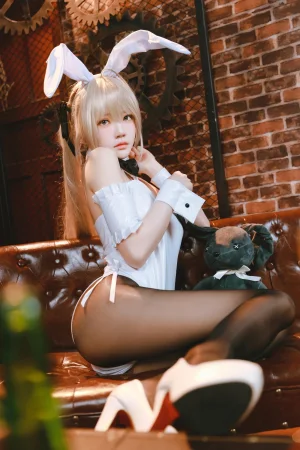 《穹妹》｜桜桃喵 · 67张写真、2 个视频