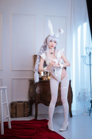 《恶毒兔女郎》｜面饼仙儿 · 17张写真