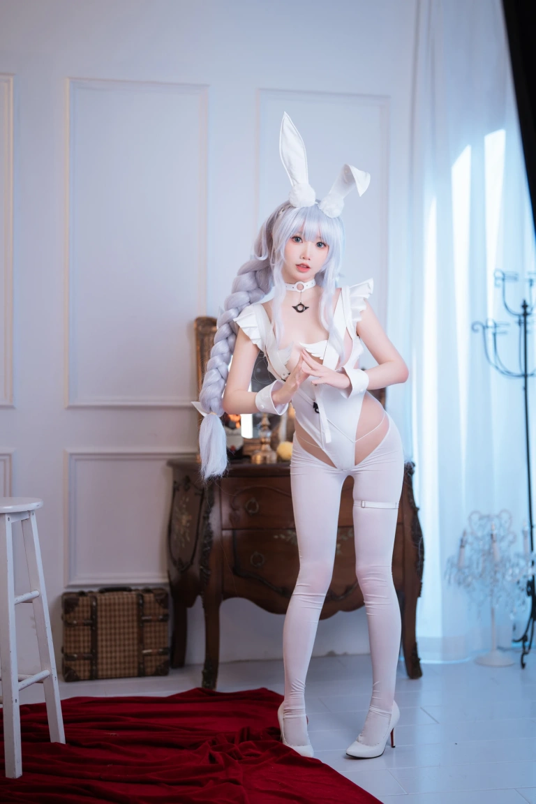 《恶毒兔女郎》｜面饼仙儿 · 17张写真